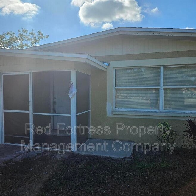3524 South St, Fort Myers, FL 33916 - photo 1
