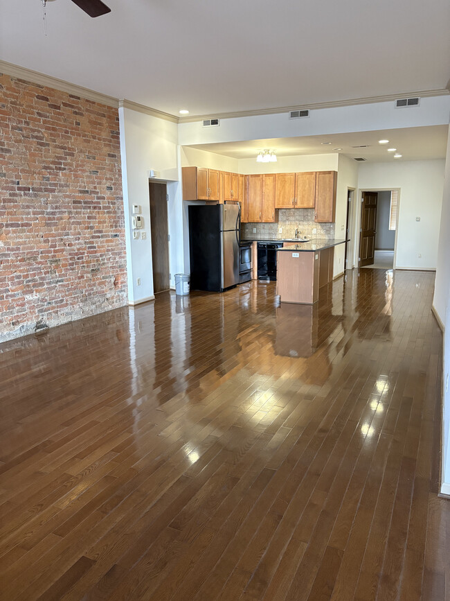 342 S High St Unit 342 # 201, Columbus, OH 43215