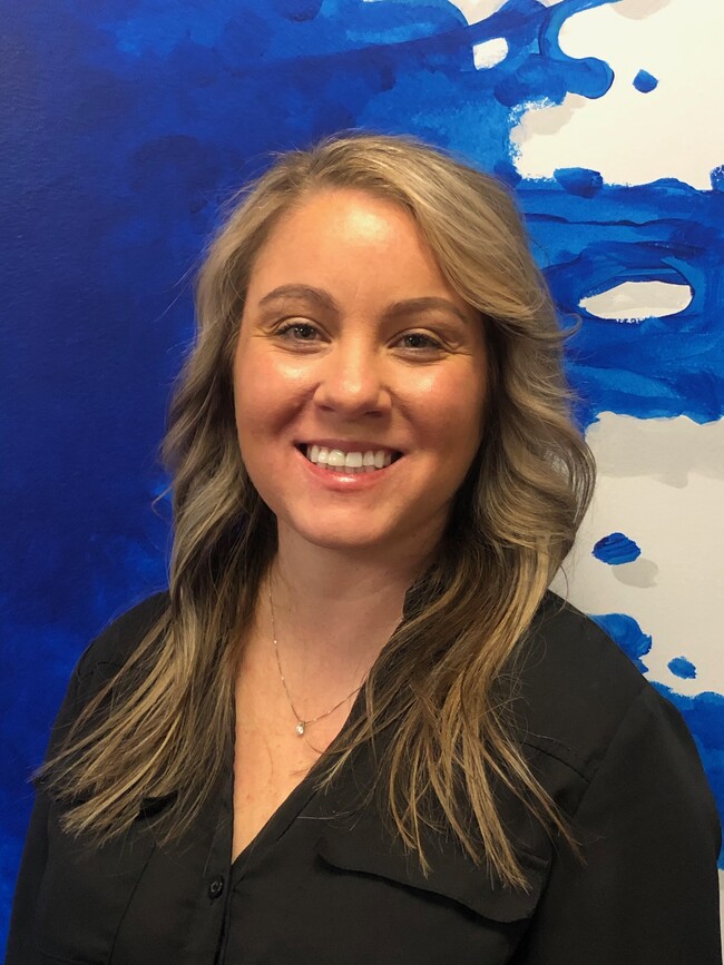Kristine Foltz, ABR, SRS
