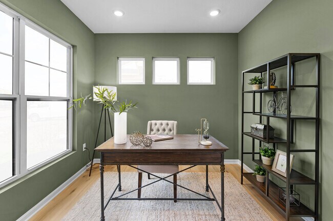 5669 White Pine Ln, Fairfield Township, OH 45011 - photo 4