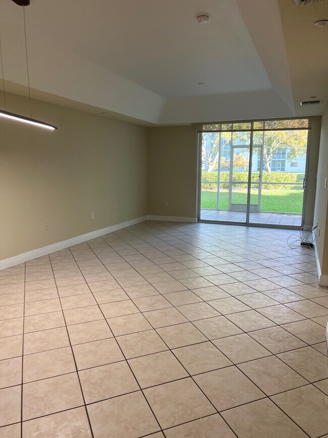 Captiva Doral Isles unit 103, Doral, FL 33178 - photo 3