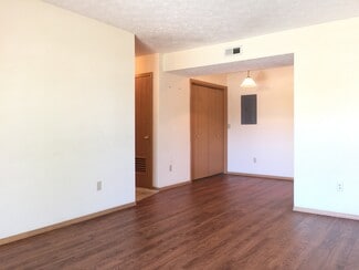 3360 S Fairway Ave, Springfield, MO 65804