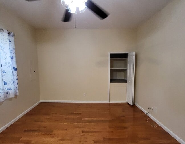 Swarthmore, Swarthmore, PA 19081 - photo 2