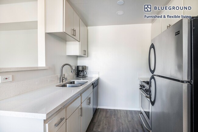 1423 N Curson Ave unit FL2-ID416, Los Angeles, CA 90046 - photo 7