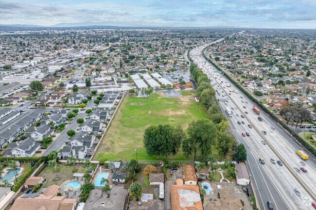 Aerial view of Unsworth Elementary School in Downey