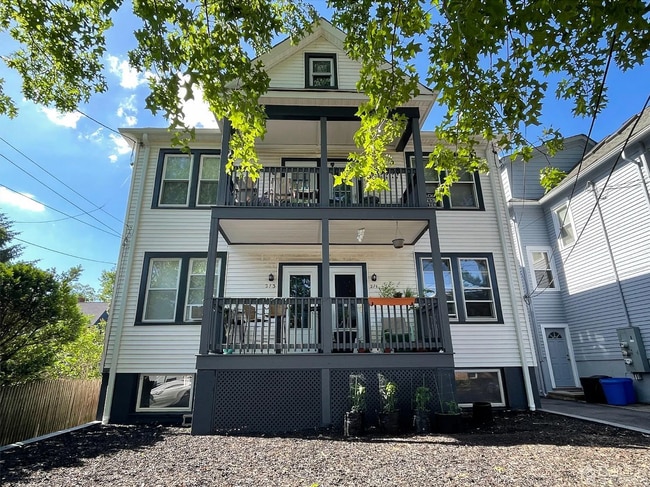 213 Denison St unit 215 - 1st Floor, Highland Park, NJ 08904 - photo 2