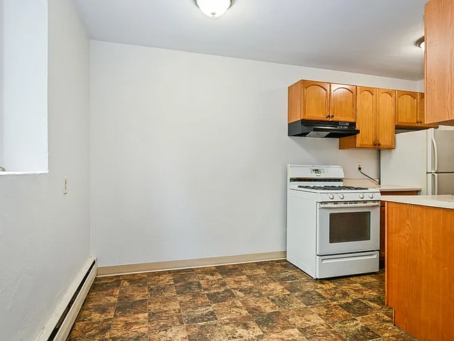 515 5th St SE unit 2, Minneapolis, MN 55414 - photo 3