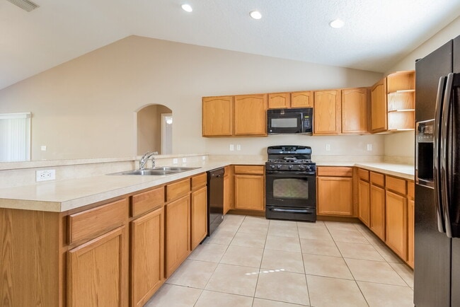 13013 Baybrook Ln, Clermont, FL 34711 - photo 4