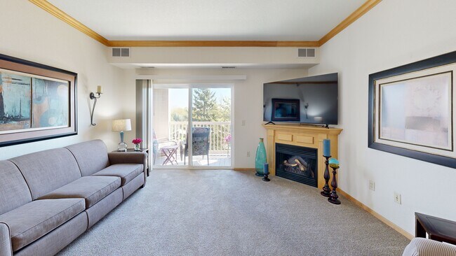 1331 Lake Dr W unit A113, Chanhassen, MN 55317 - photo 2