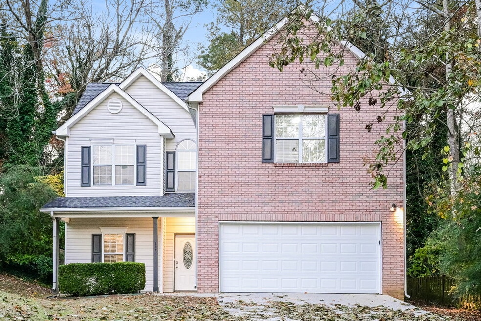 2328 Reeves Creek Rd, Jonesboro, GA 30236 - photo 1