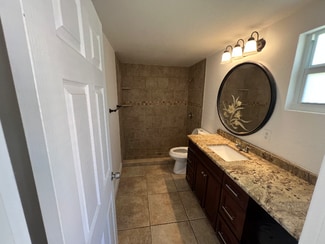 2722 SE 16th Place Unit A, Cape Coral, FL 33904