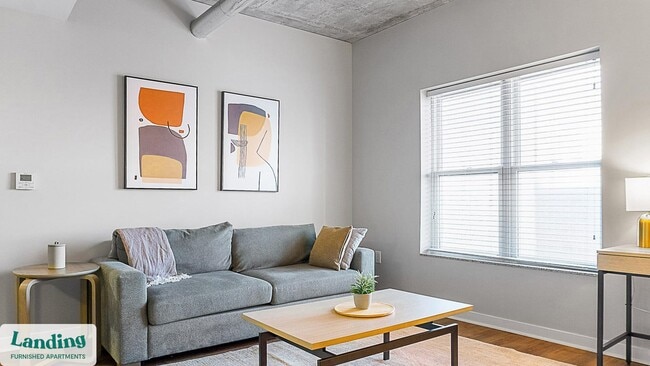 335 W 9th St unit 518, Indianapolis, IN 46202 - photo 2