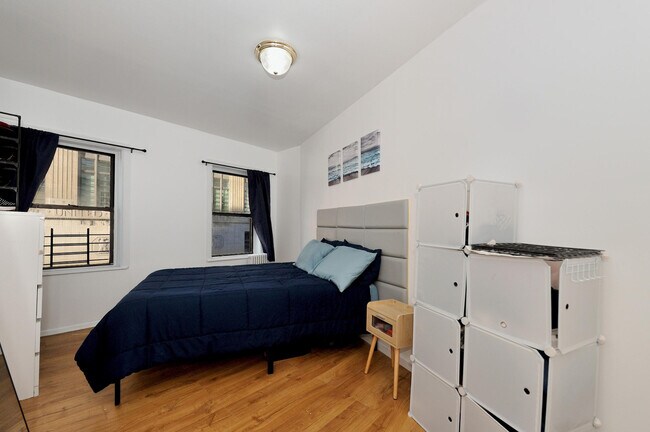 370 8th Ave unit FL4-ID1039025P, New York, NY 10001 - photo 2