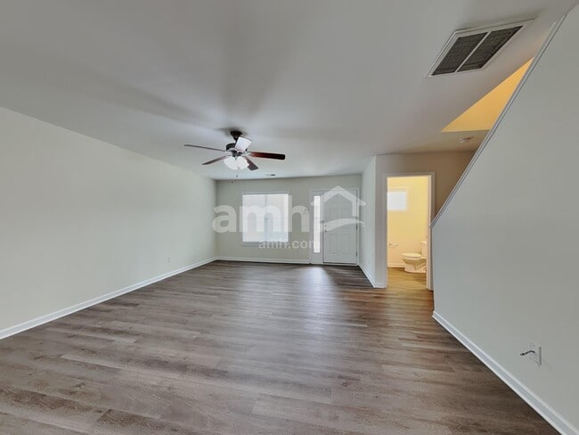 4019 Tarrant Trace Cir, High Point, NC 27265 - photo 4