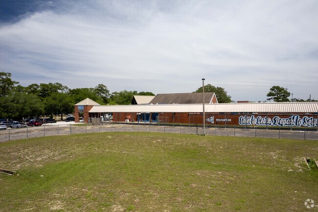 The entrance of the Jean Ribault Middle School