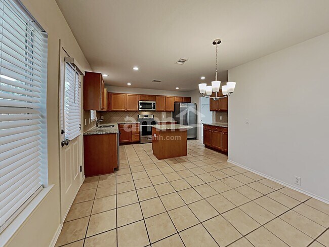 2822 Woodspring Forest Dr, Kingwood, TX 77345 - photo 5