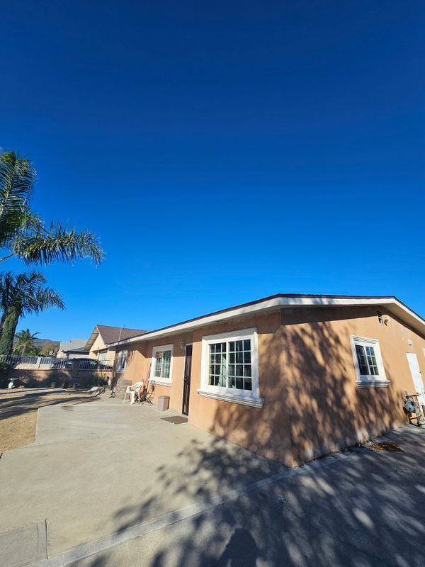 6623 Almeria Ave, Fontana, CA 92336