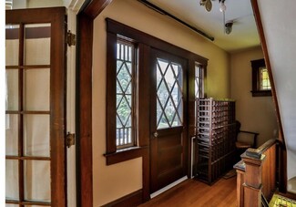 84 Wheeler Ave Unit 2, Cranston, RI 02905
