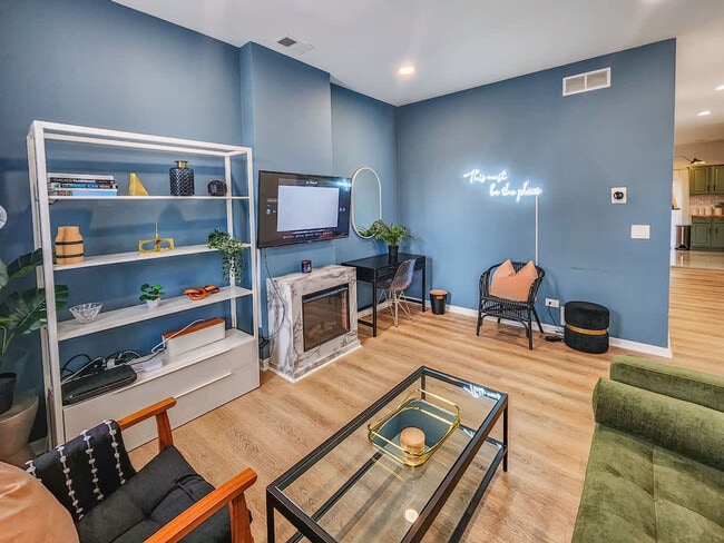 1411 W Grand Ave unit ID1360124P, Chicago, IL 60642 - photo 3