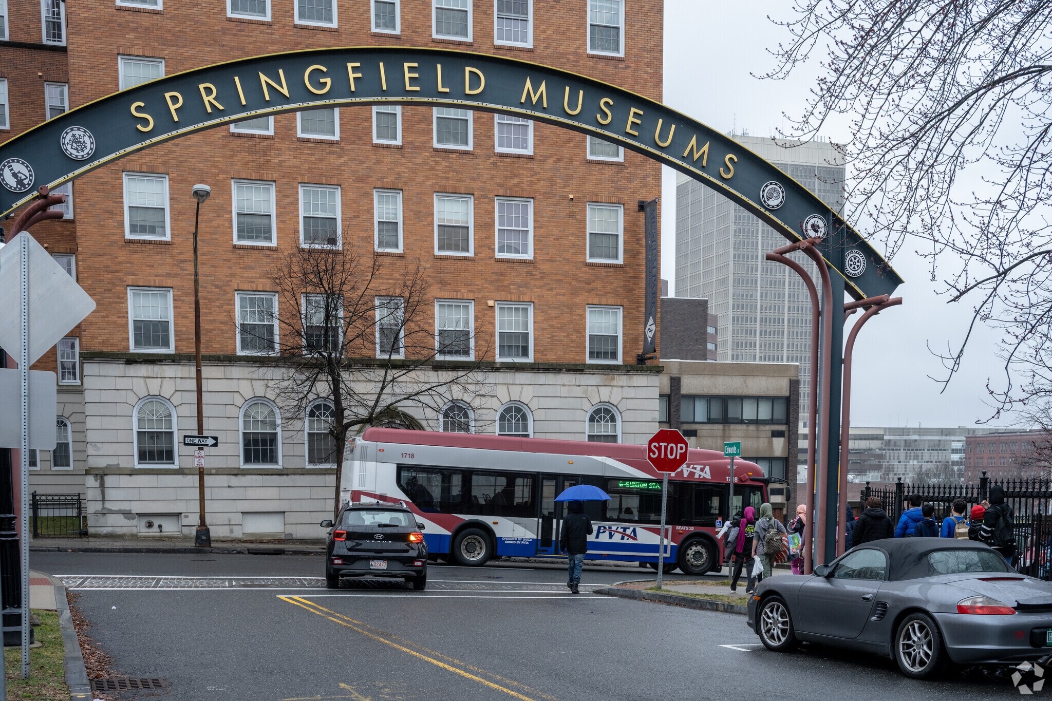 School children visit the Springfield Museums.