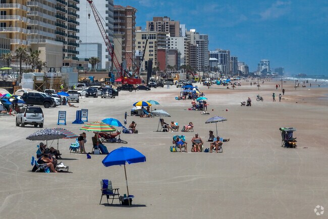 Daytona Beach Shores is less than 10 miles away from Broken Bow Estates.