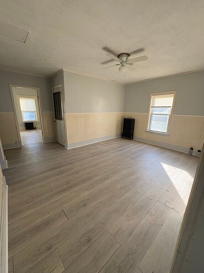 121 London St unit 2, Lowell, MA 01852 - photo 2