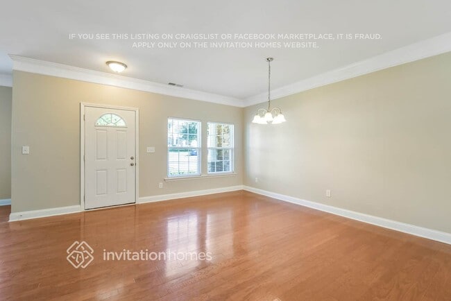 13021 Blaze Manor Ln, Charlotte, NC 28215 - photo 4