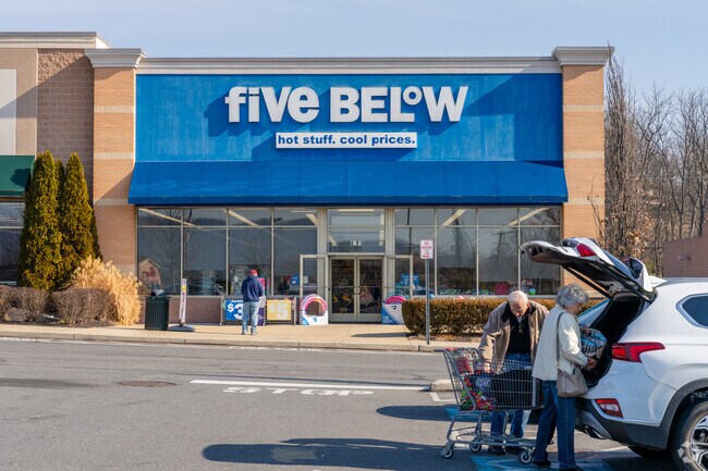 Five Below is a popular store in Exeter Commons within Reiffton.
