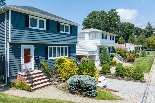 Well maintained yards are a sense of pride for the residents of the Township of Washington, NJ.