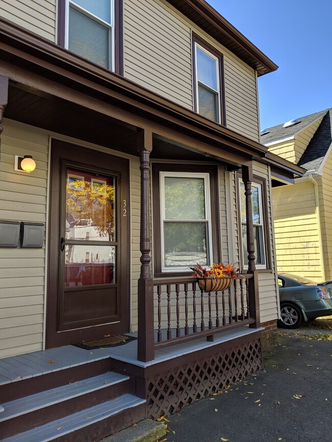 32 W Dane St, Beverly, MA 01915 - photo 3