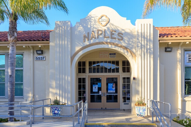 Deco-style entrance to Naples Bayside Academy in Naples, CA.