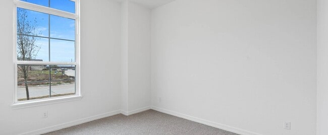 14811 Mission Ave, Mont Belvieu, TX 77523 - photo 3