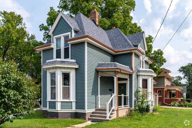 Well-maintained Victorian style homes are found throughout Mount Clemens.