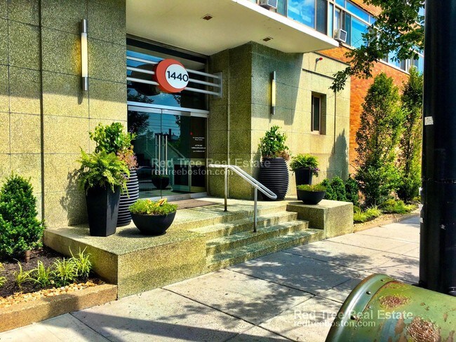 1440 Beacon St unit 106, Brookline, MA 02446 - photo 5