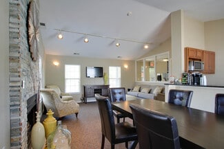 1513 Hidden Creek Circle Dr NE, Grand Rapids, MI 49505