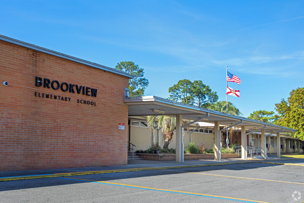 Brookview Elementary School serves the residents of Southside Estates.