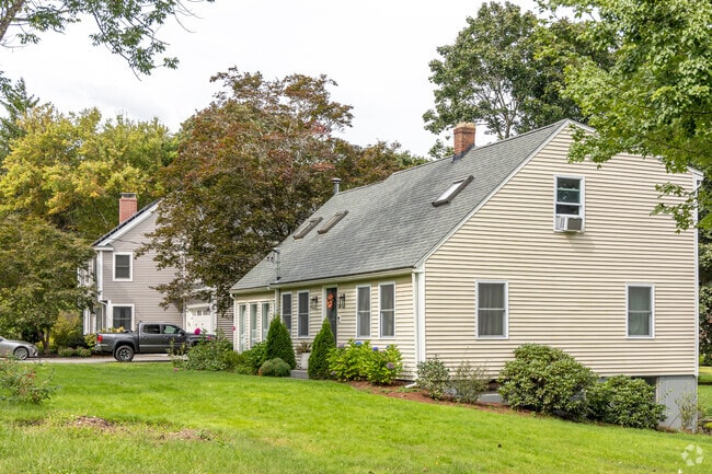 A row of two homes Chapinville.