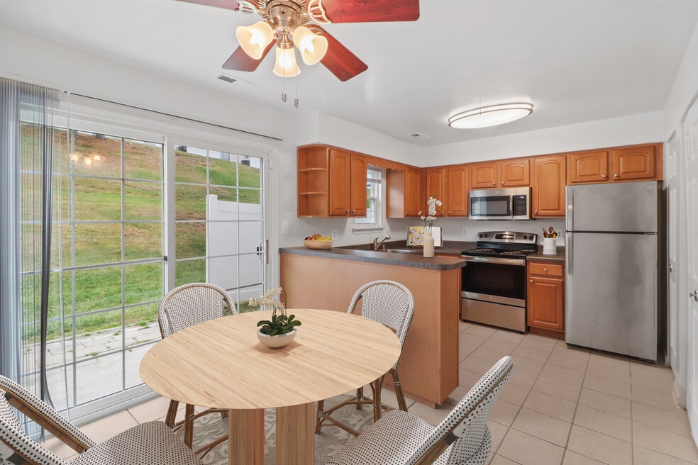 Olde Forge Townhomes, Nottingham, MD 21236 - photo 1