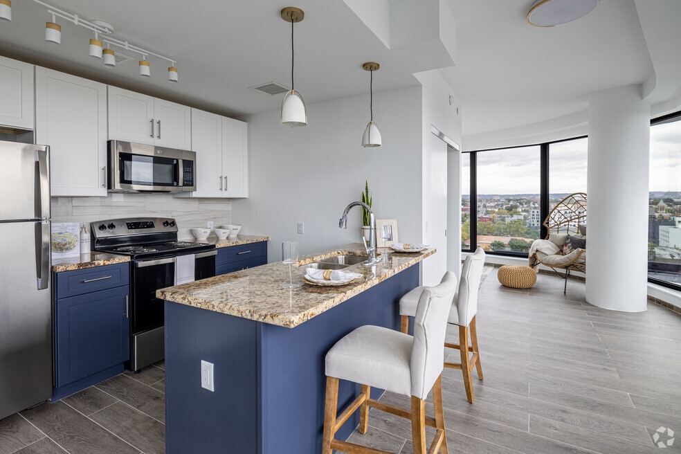 Hoyt Tower, Newark, NJ 07103 - photo 1