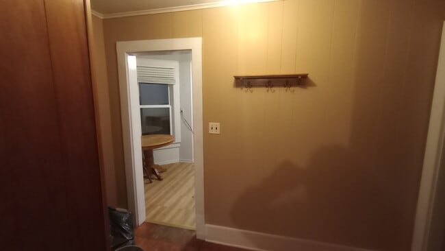 203 W Main St unit Apartment 2, Ridgway, PA 15853 - photo 3