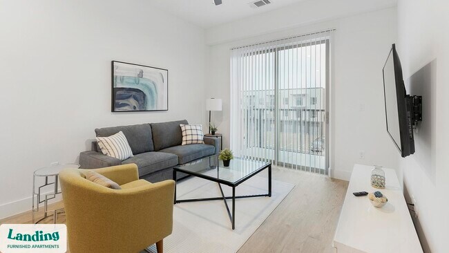 650 E Sycamore St unit 3305, Denton, TX 76201 - photo 3