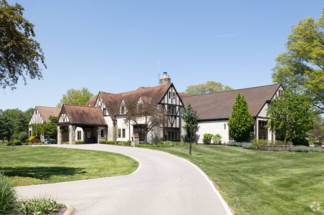 Brookside Golf & Country Club has a gorgeous clubhouse for members in Brookside Village.