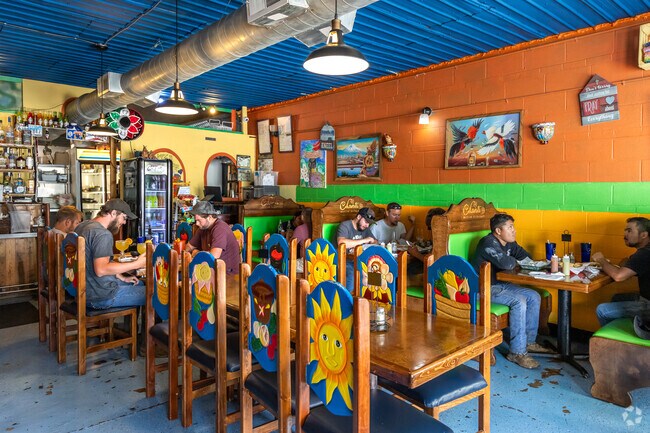 Currentsville diners frequent Cilantro for authentic Mexican cuisine.