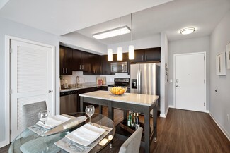 4918 Saint Elmo Ave, Bethesda, MD 20814