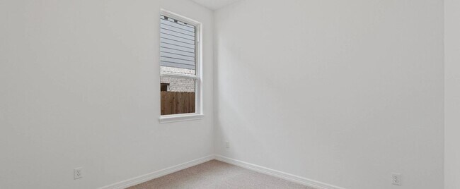 14811 Mission Ave, Mont Belvieu, TX 77523 - photo 6