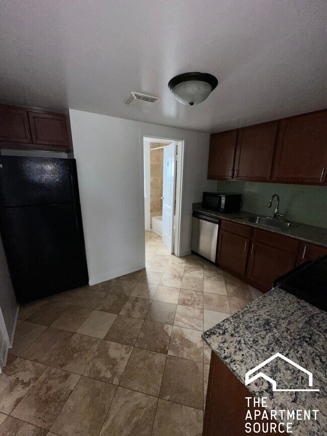 7632 N Milwaukee Ave unit 3A, Niles, IL 60714 - photo 5
