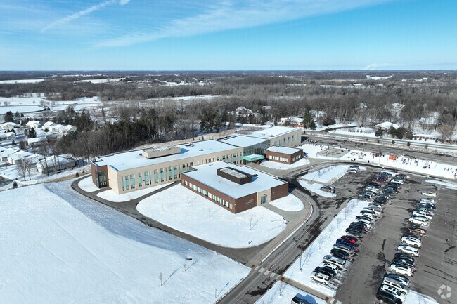 Delano Middle School is conveniently located next to the elementary and senior campus.