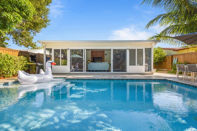 201 NE 16th Ct unit ID1044531P, Fort Lauderdale, FL 33305 - photo 4