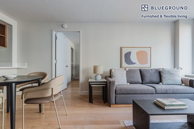 130 W 15th St unit FL6-ID1603, New York, NY 10011 - photo 2