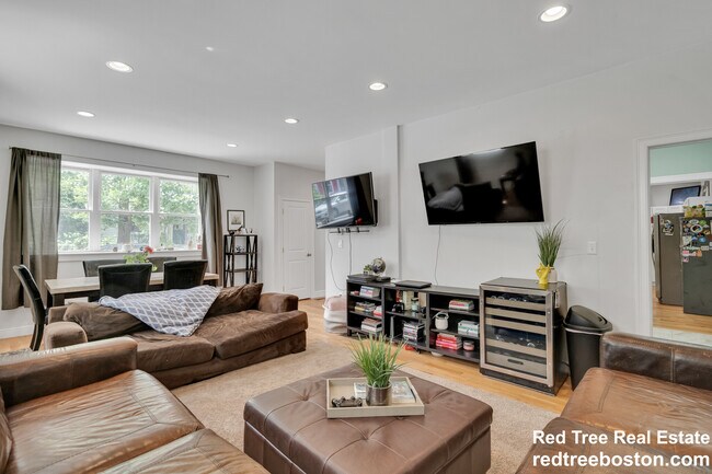 173 Walnut St, Somerville, MA 02145 - photo 3